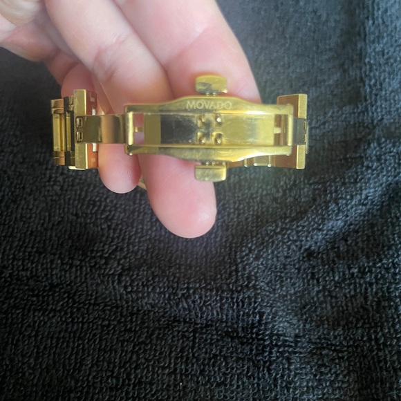 Movado mens 38mm museum watch - Picture 9 of 11